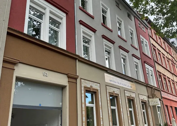 Zentrale 3 Zimmerwohnung Mit Kostenlosem Stellplatz *