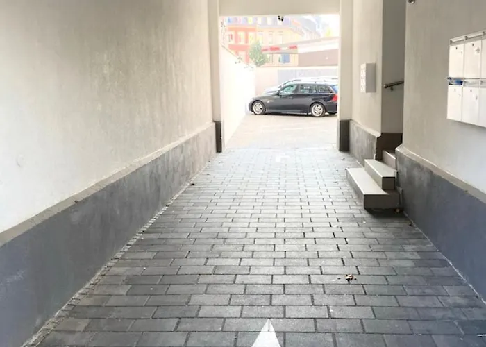 Zentrale 3 Zimmerwohnung Mit Kostenlosem Stellplatz Heidelberg